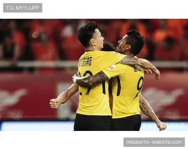 接管中路前插撕开防线，保利尼奥本赛季更胜上季