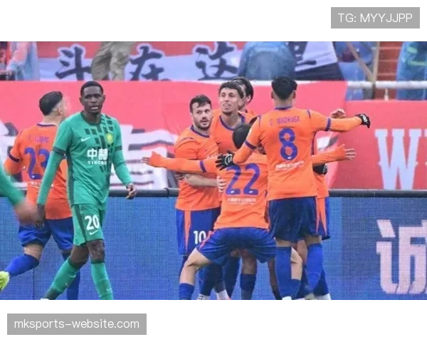 泰山队争冠关键阶段屡现崩盘，稳定性问题再度凸显